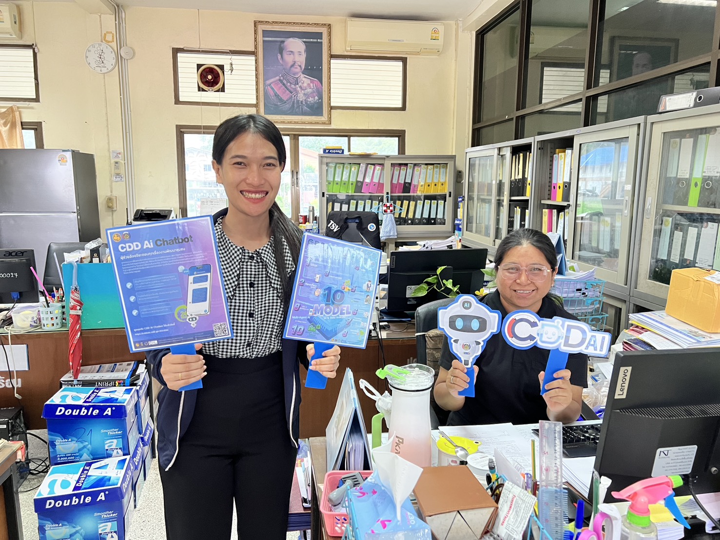พช. โป่งน้ำร้อน ประชาสัมพันธ์เชิญชวนเจ้าหน้าที่กรมการปกครอง มารู้จักกับแพลตฟอร์ม “CDD AI” และดาวน์โหลด “Click ชุมชน”
